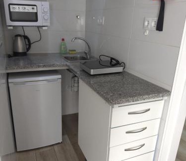 Lapa Apartment | Antero de Quental Studios 2