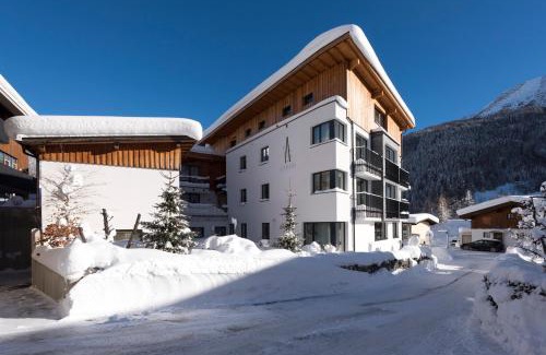 Sankt Anton am Arlberg Apartment | Anthony's Peaks & Pillows
