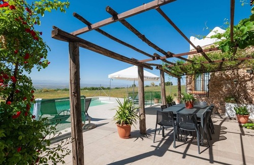 Pozo Alcon Villa | Antigua Casa Rufo Pozo Alcón by Ruralidays