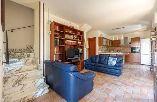 Partanna Ski Chalet | Antonio Family House a Mondello by Wonderful Italy