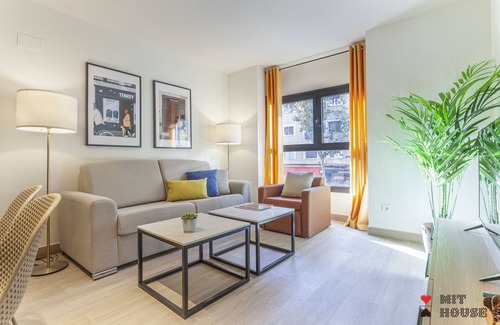 Atocha Apartment | Antonio Lopez VII apartment in Madrid