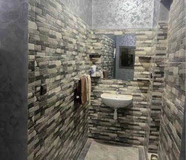 Anza Apartment | Anza House