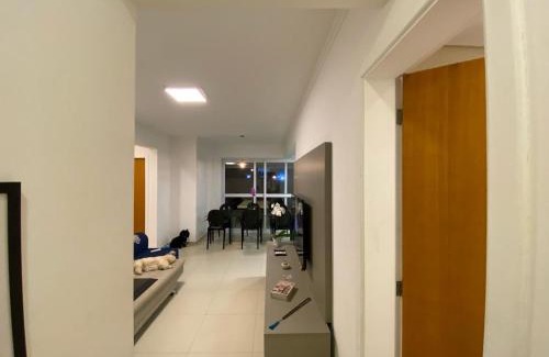 Enseada Apartment | Ap à 200m da praia - até 9 pessoas