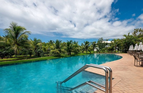 Praia do Forte Apartment | Ap in a Cond. W/pool at Praia do Forte Cvaf0220