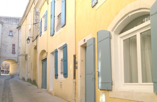 Saint-Paul-Trois-Chateaux Apartment | Apartment with Terrace – Saint-Paul-Trois-Châteaux, Drôme Provençale