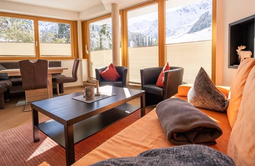 Fuegenberg Apartment | Apart Hochfügen-long-term living at 1,500m-jewel for hikers & nature lovers