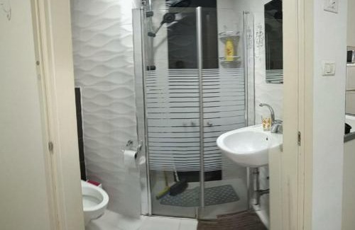 Bat Yam Apartment | apart hotel tlv/bat yam beach front 834