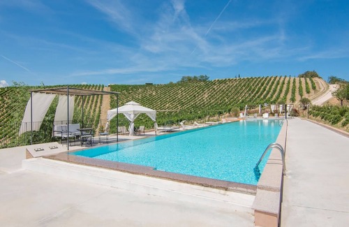 San Savino Apartment | Apartment in Marche near Sandy Beaches