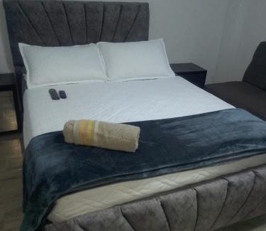 Calle 26 Apartment | Aparta hotel normandia #4 aeropuerto