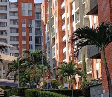 Girardot Apartment | Apartaestudio Vacacional en Girardot, piscinas, Jacuzis, parqueadero para moto