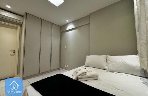 Caminho das Arvores Apartment | Apartamento Amplo com varanda no Salvador Prime