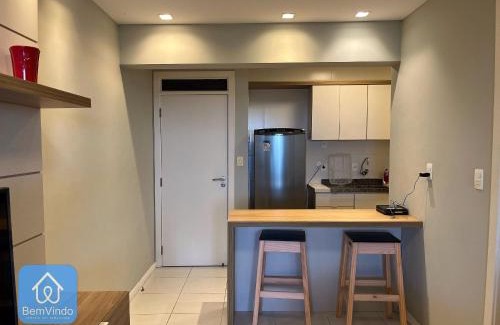Caminho das Arvores Apartment | Apartamento Amplo com varanda no Salvador Prime