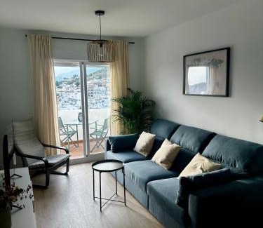 Competa Apartment | Apartamento Avigar con vistas a la montaña y piscina