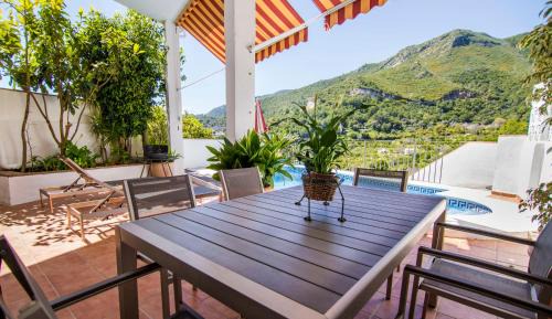 Ojen Apartment | Apartamento casa con piscina privada