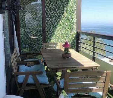 Carihuela Apartment | Apartamento castillo de Santa Clara Sweet&Beach