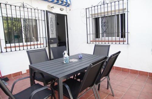 Beiro Apartment | Apartamento Completo en el Casco histórico con vista a la Sierra Nevada