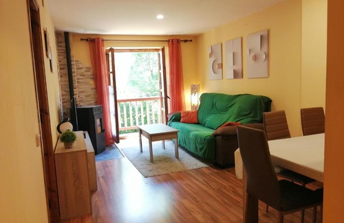 Taull Apartment | Apartamento con jardín Isard 1