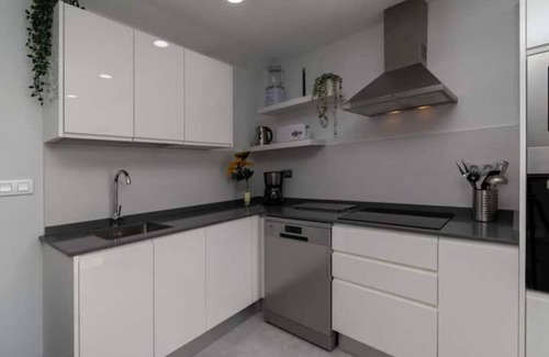 Chayofa House | Apartamento con Piscina Comunitaria y Terraza Independiente