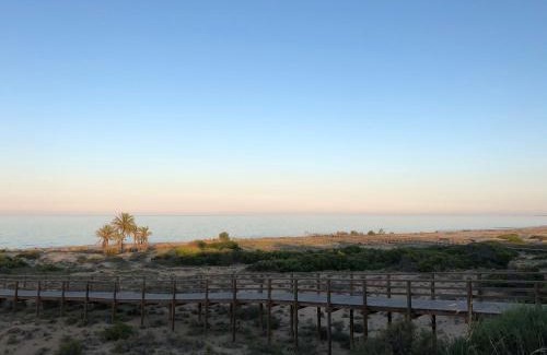 Els Arenals del Sol Apartment | APARTAMENTO CON TERRAZA 50M2，500M A LA PLAYA
