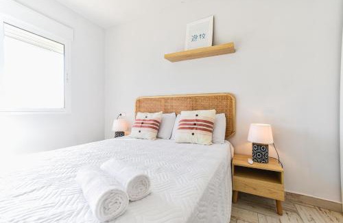 Aguilas Apartment | Apartamento con Terraza, Piscina y Parking By Aloha Palma
