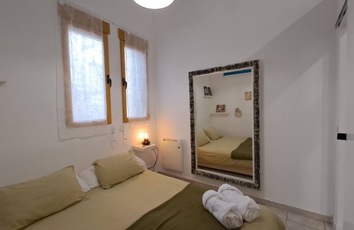 Sant Antoni Apartment | Apartamento Coqueto con 2 Habitaciones a 15 Minutos Andando del Centro