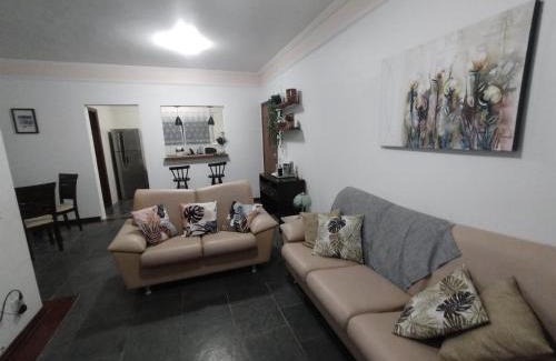 Vila Julia Apartment | Apartamento Enseada Beira Mar com sacada