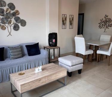 El Arenal Apartment | apartamento frente a la playa condominio Data paraiso
