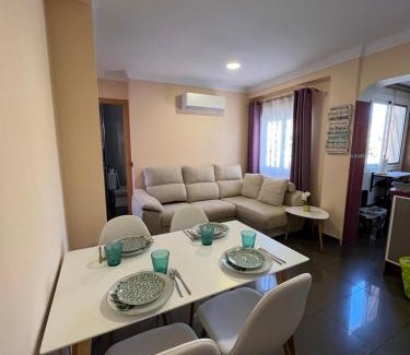 Fuengirola City Centre Apartment | Apartamento Fuengirola Centro