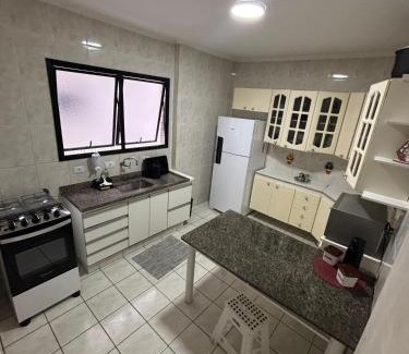 Guilhermina Apartment | Apartamento Guilhermina - Praia Grande - 180m da Praia