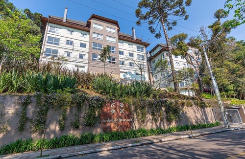 Floresta Apartment | Apartamento Jardim da Serra IMPECÁVEL em Gramado