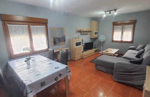 Las Campas y San Claudio Apartment | Apartamento La Losa - A un paso del centro