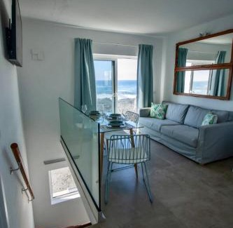 El Golfo Apartment | Apartamento Valeron