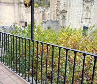 Cazorla Apartment | Apartamentos Asador De La Plaza Vieja
