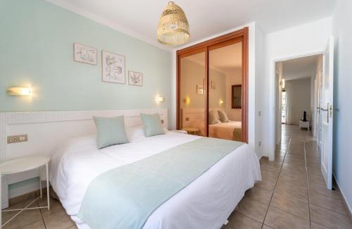 Puerto del Carmen Apartment | Apartamentos Isla de Lobos - Adults Only