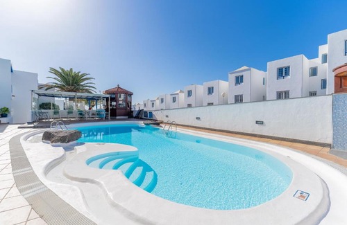 Puerto del Carmen Apartment | Apartamentos Isla de Lobos - Adults Only