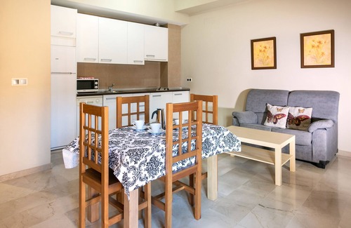 El Brillante Apartment | Apartamentos La Castilleja