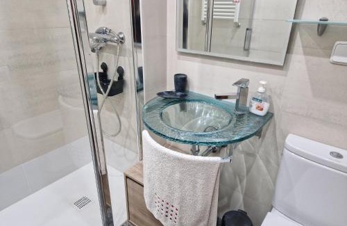 Zarautz Apartment | Apartamentos Zarautz Playa4, con piscina y garaje