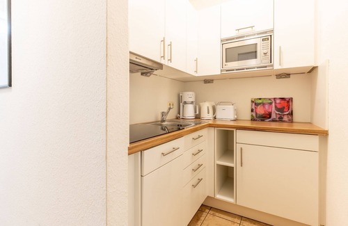 Binz Apartment | Aparthotel Binz apartment 8 with Baltic Sea view, balcony - Apartment 8