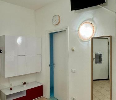 Bovisa Apartment | Aparthotel Dergano 3 near metro stop