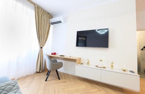 Craiova Apartment | Aparthotel Madonna Residence Petunilor