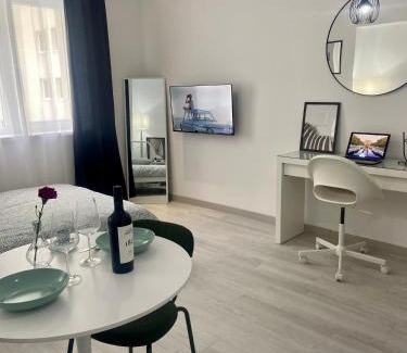 Sector 4 Apartment | ApartHotel RIN Grand Residence