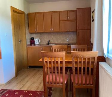 Besenova Apartment | Apartmán Dorian