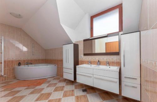 Obcina Brezovica Apartment | Apartma Ana