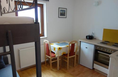Bohinj Apartment | Apartma Lovor
