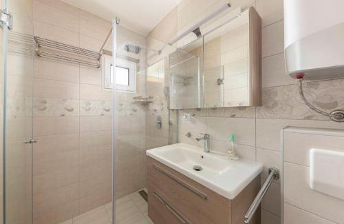 Ravne v Bohinju Apartment | Apartma Ravne in Bohinj - Scenic Apartment with View