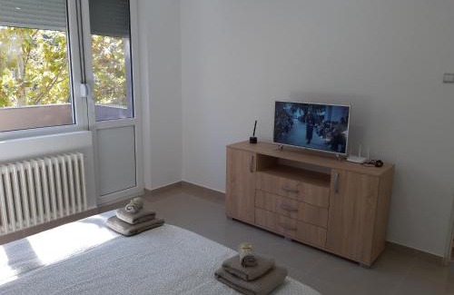 Kladovo Apartment | Apartman 4L