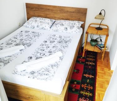 Novo Sarajevo Apartment | Apartman Amigo-Free public parking