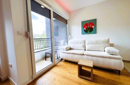 Divcibare Apartment | Apartman Anturijum