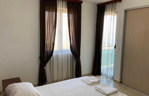 Dobra Voda Apartment | Apartman Edi 1