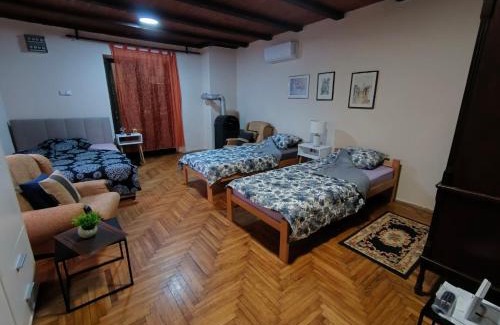 Central Serbia Apartment | Apartman LANA i TARA